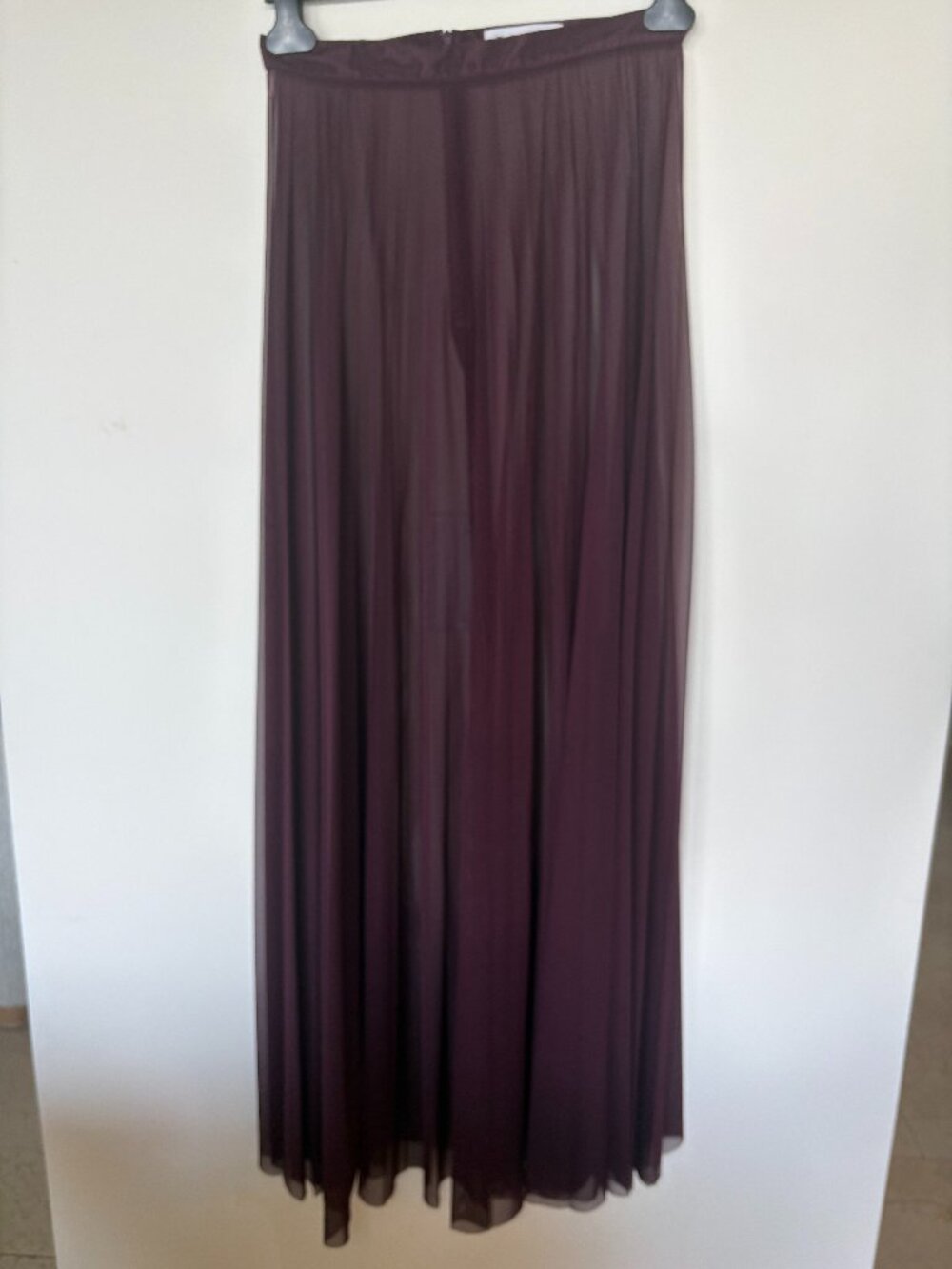 The Frankie Shop | NWOT | Pleated Mesh Maxi Skirt, Size: S - Picture 6 of 9